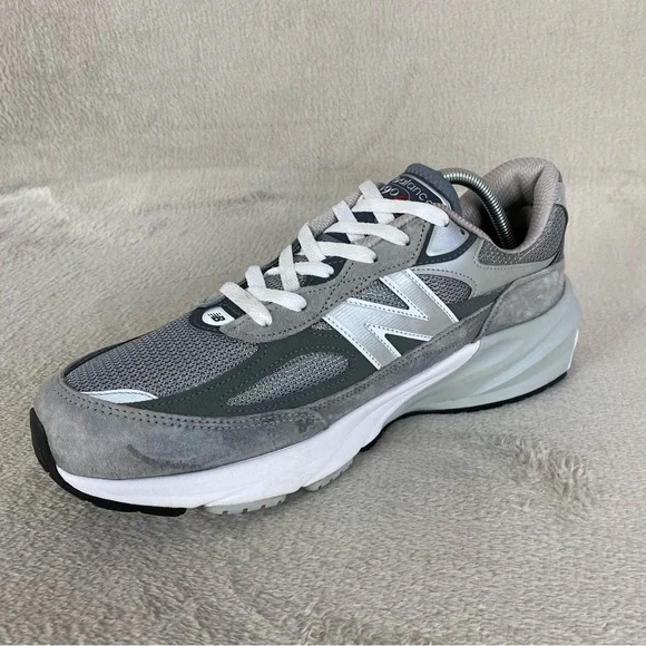 New Balance 990v6 Men's Running Shoes Size 11.5 Gray White Suede Walking Sneaker - Picture 6 of 10